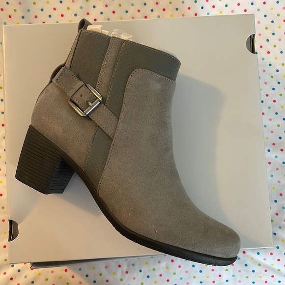 NWT gray boots by Ortholite - Picture 1 of 9